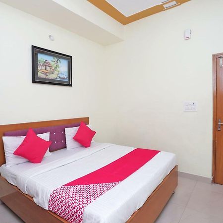 Oyo 38520 Hotel Silverspoon Roorkee Ngoại thất bức ảnh