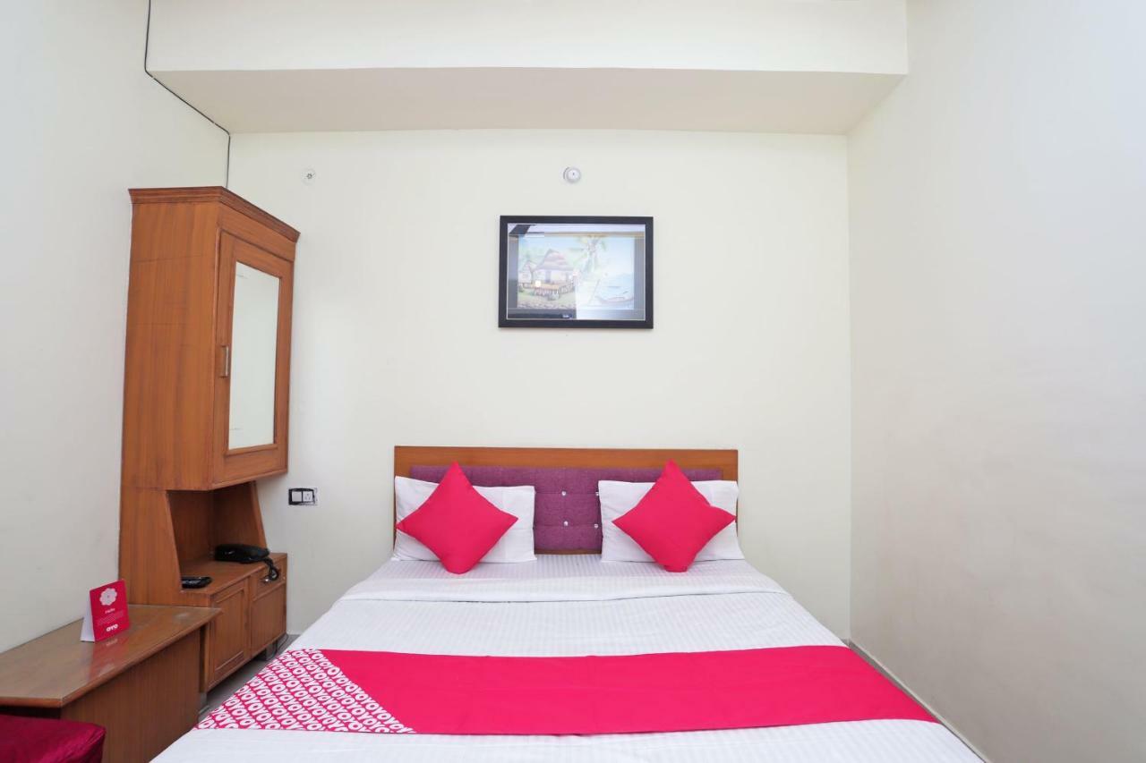 Oyo 38520 Hotel Silverspoon Roorkee Ngoại thất bức ảnh