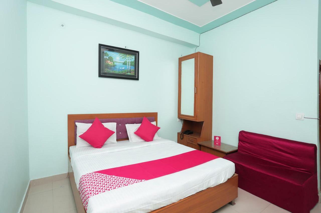 Oyo 38520 Hotel Silverspoon Roorkee Ngoại thất bức ảnh