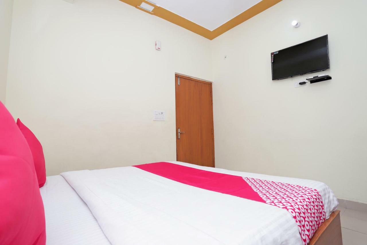 Oyo 38520 Hotel Silverspoon Roorkee Ngoại thất bức ảnh