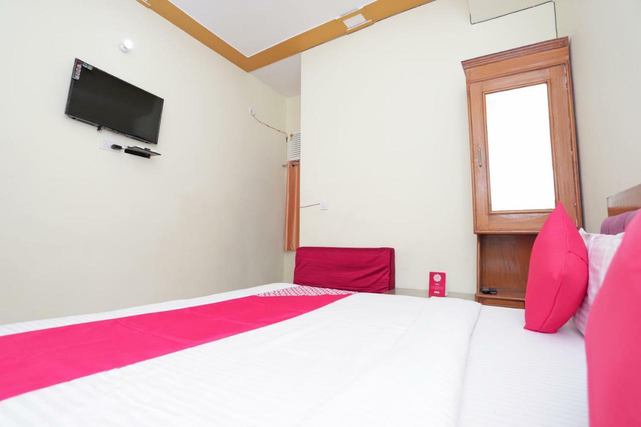 Oyo 38520 Hotel Silverspoon Roorkee Ngoại thất bức ảnh