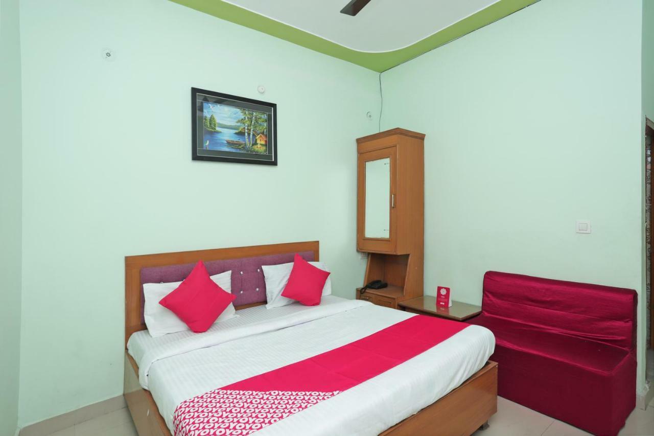 Oyo 38520 Hotel Silverspoon Roorkee Ngoại thất bức ảnh